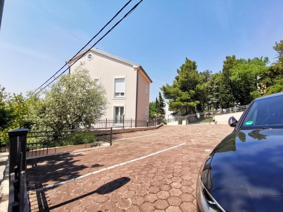Villa Sara Lux Криквеница Екстериор снимка